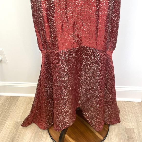 Monique Lhuillier Metallic Cut Out High Low Gown In Maroon Gold Size 10 - Picture 7 of 16
